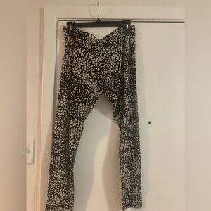 H&M Black and Cream Spotte Women’s Leggings